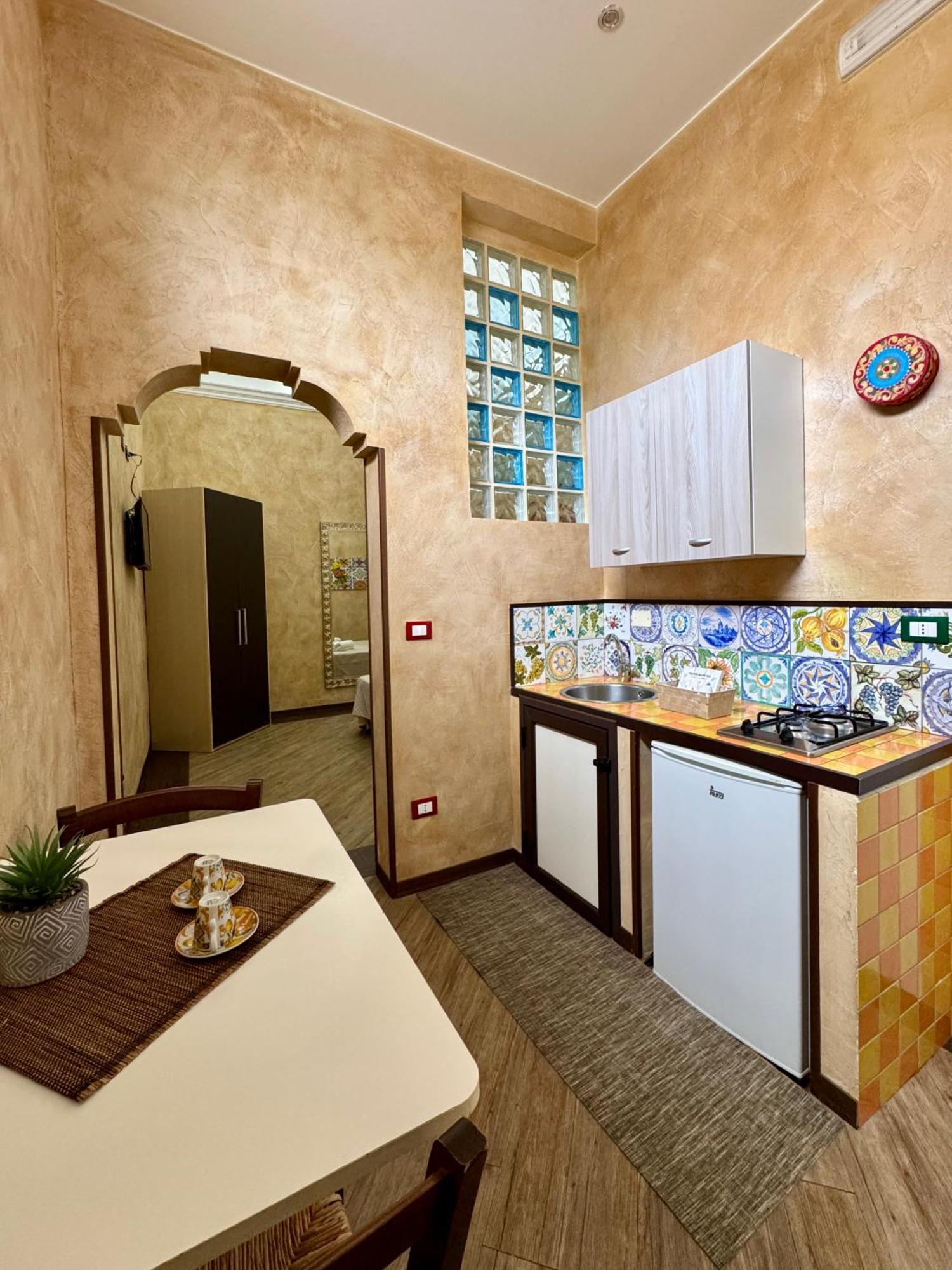 Summer Wind Apartments Trapani Kültér fotó